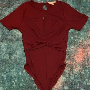 MAROON BODYSUIT SIZE SMALL